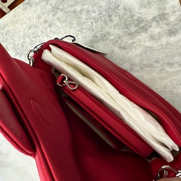 Jacquemus Deep Red - Picture 5 of 8